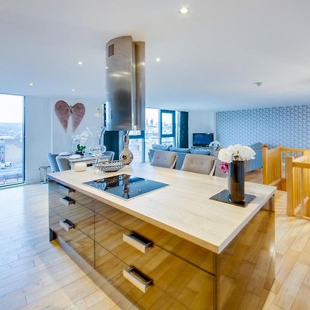 Spacious 3-Bed Penthouse With City Sky Line Views Шефилд Екстериор снимка