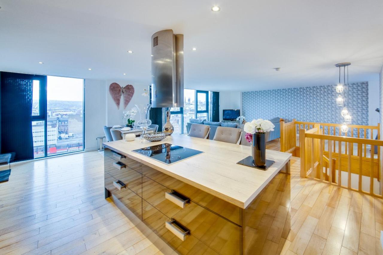 Spacious 3-Bed Penthouse With City Sky Line Views Шефилд Екстериор снимка