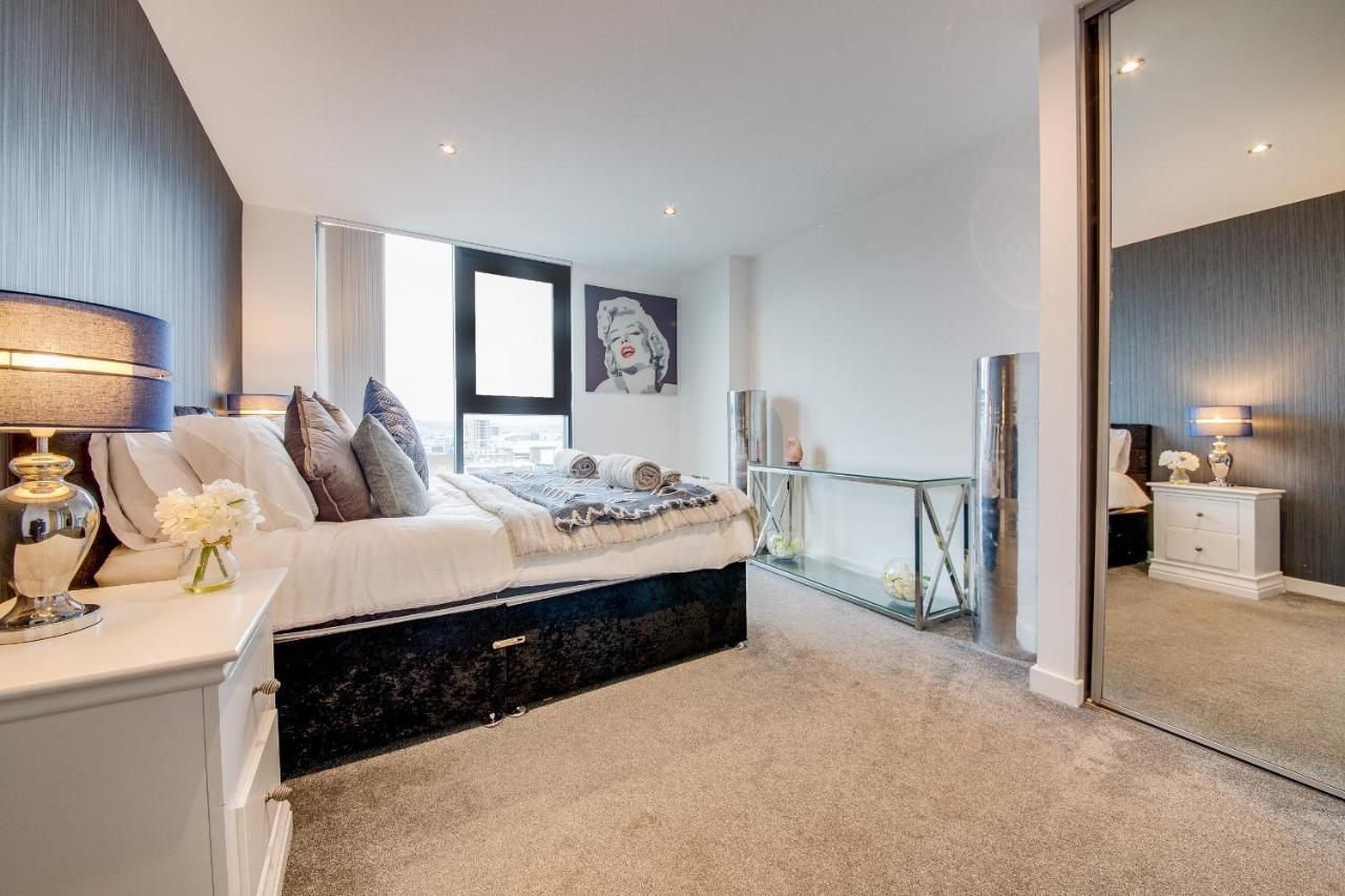 Spacious 3-Bed Penthouse With City Sky Line Views Шефилд Екстериор снимка