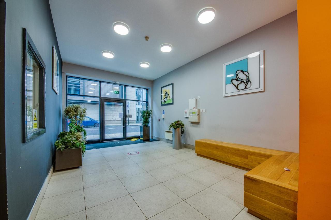Spacious 3-Bed Penthouse With City Sky Line Views Шефилд Екстериор снимка