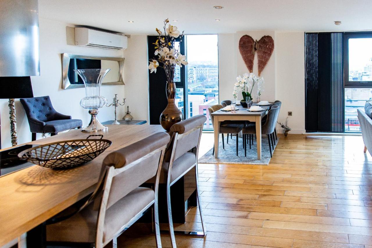 Spacious 3-Bed Penthouse With City Sky Line Views Шефилд Екстериор снимка